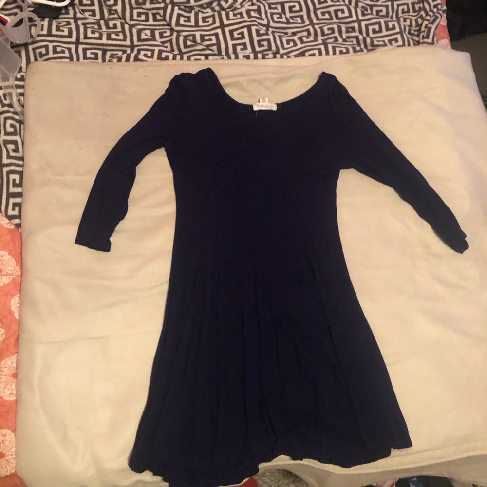 Dark blue long sleeve short dress